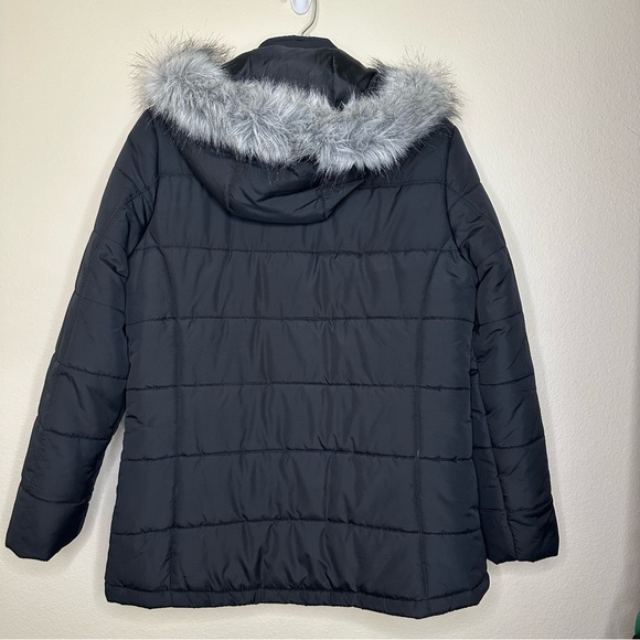 Bass Puffer Coat Black Size Medium - Picture 2 of 3